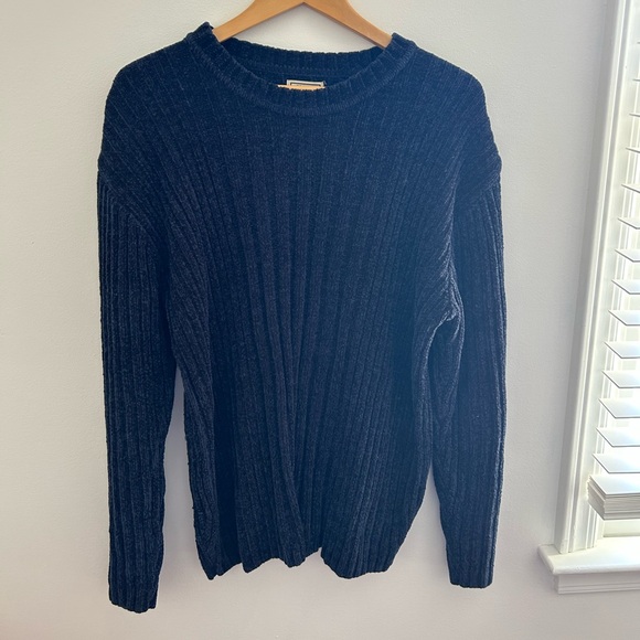 Men's Soft Navy Ribbed Sweater - Picture 1 of 3